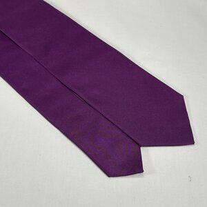 new Hugo Boss made in Italy all silk narrow tie
